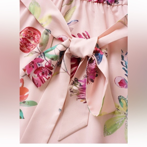 BloomChic Plus Size Citrus Fruit Print Halter Belted Gathered Dress - Picture 5 of 8